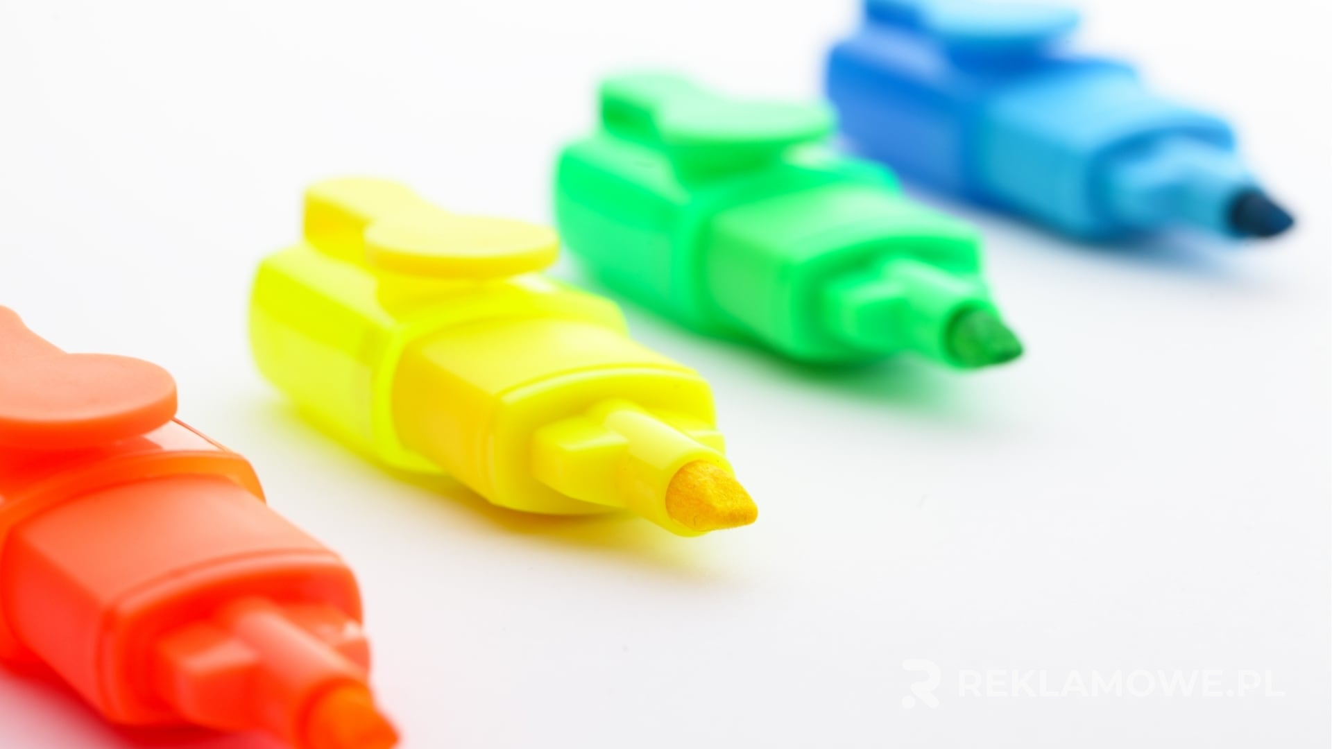 Markery reklamowe jako narzędzie budowania lojalności klientów