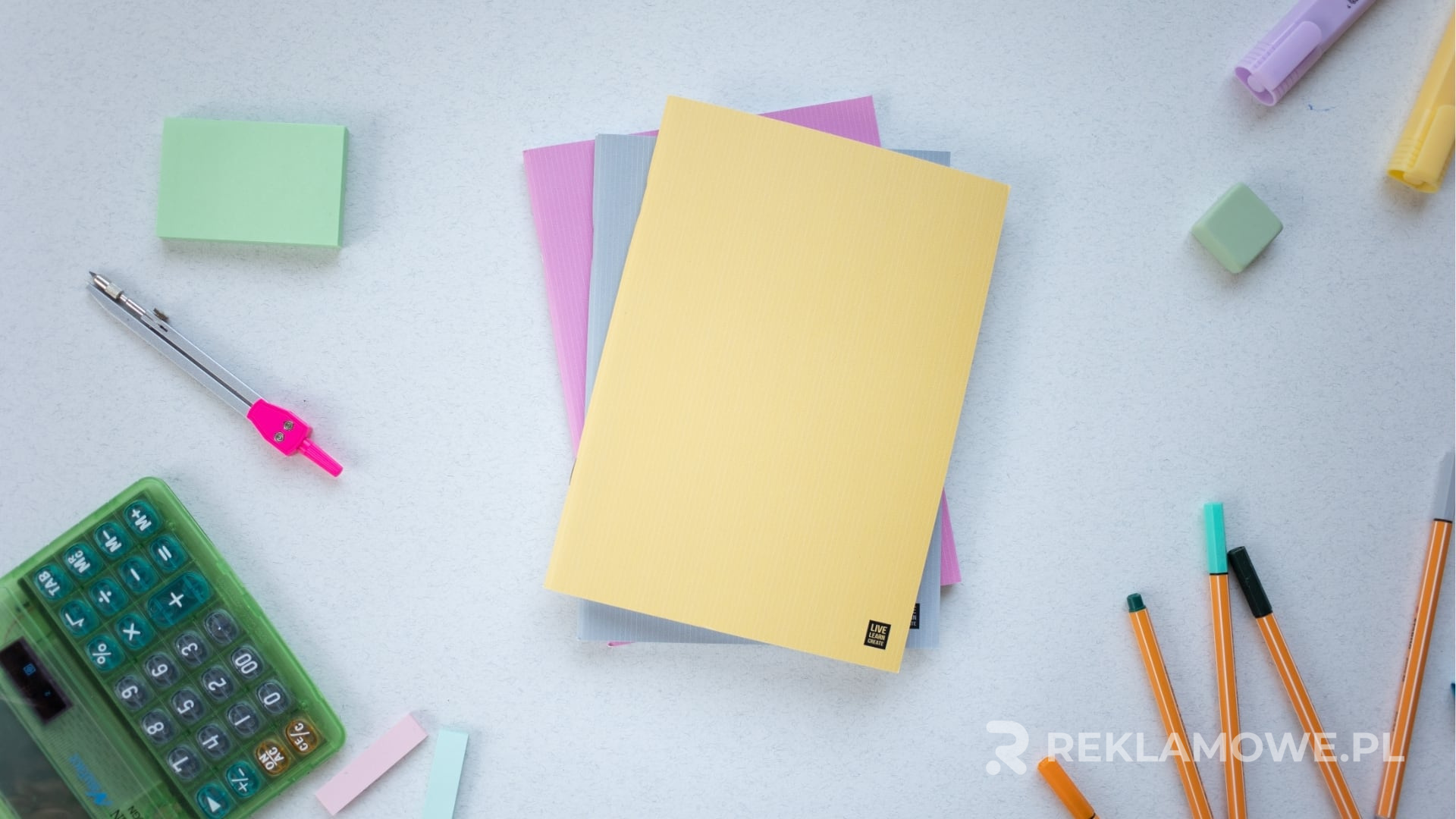 Strategie marketingowe z użyciem markerów reklamowych